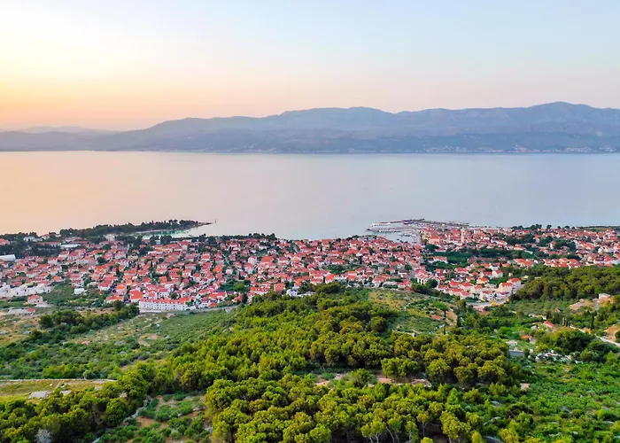 Apartamento With Parking Space Supetar, Brac - 6035